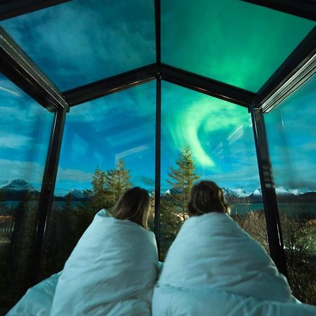 Wonderinn Arctic Utstrand Экстерьер фото
