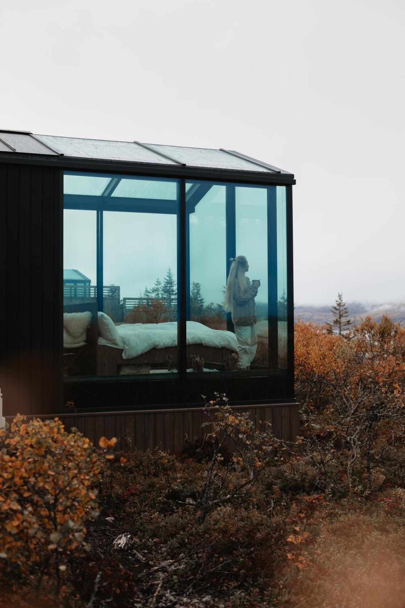 Wonderinn Arctic Utstrand Экстерьер фото