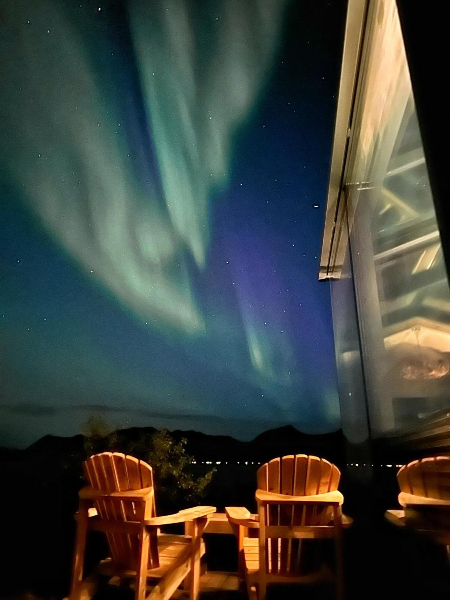 Wonderinn Arctic Utstrand Экстерьер фото